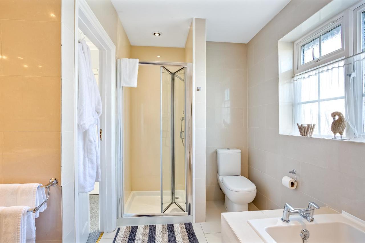 The Coast House And Bed & Breakfast Bognor Regis